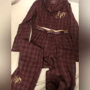 NWOT unisex Harry Potter pj set size small